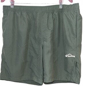 Eddie Bauer Forest Green Men’s Shorts XL